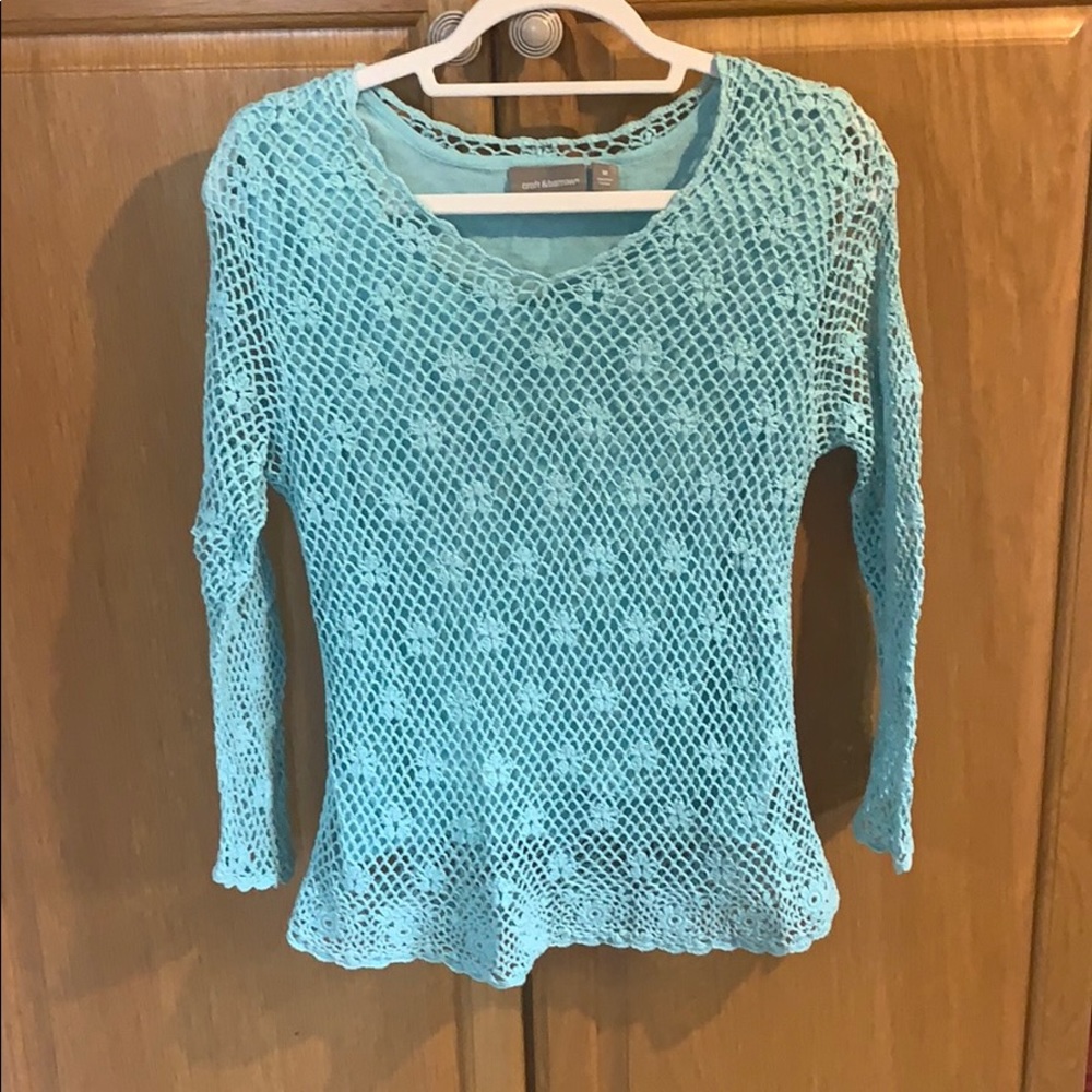 Sea foam green top